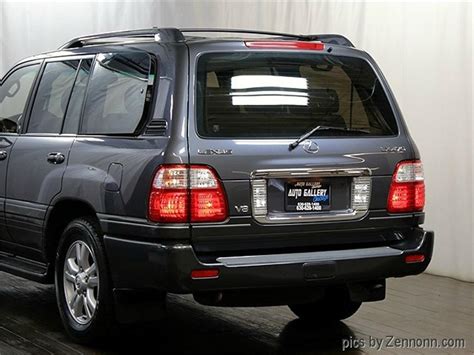 2003 Lexus Lx photo