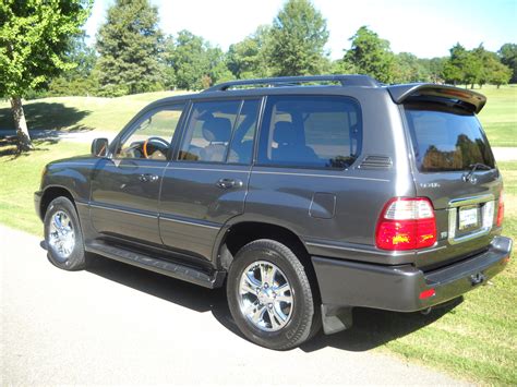 2003 Lexus Lx470 photo