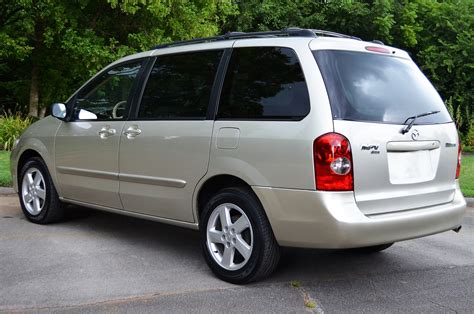 2003 Mazda Mpv photo