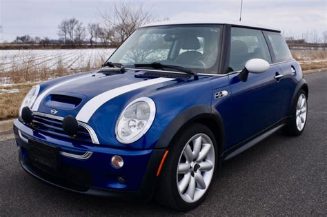 2003 Mini Cooper s photo