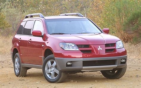 2003 Mitsubishi Outlander photo