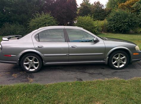 2003 Nissan Maxima photo