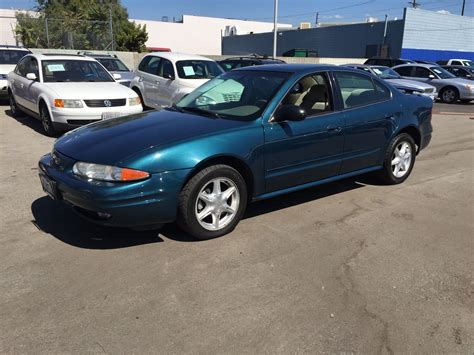 2003 Oldsmobile Alero photo