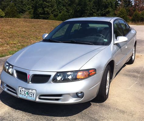 2003 Pontiac Bonneville photo