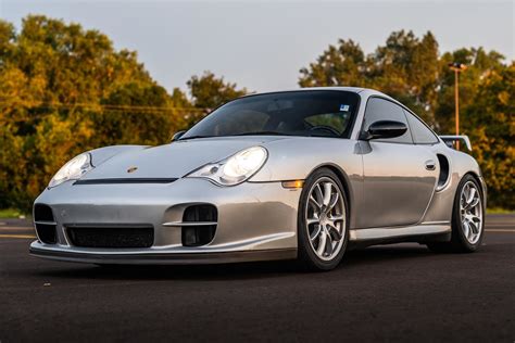 2003 Porsche 911 gt2 photo