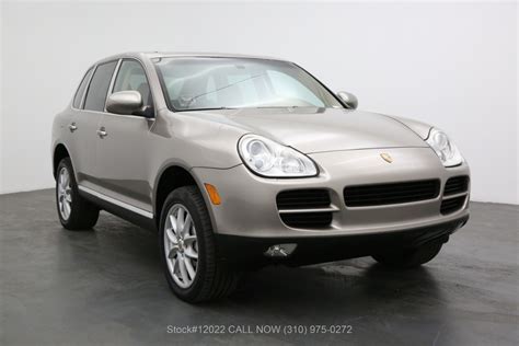 2003 Porsche Cayenne s photo