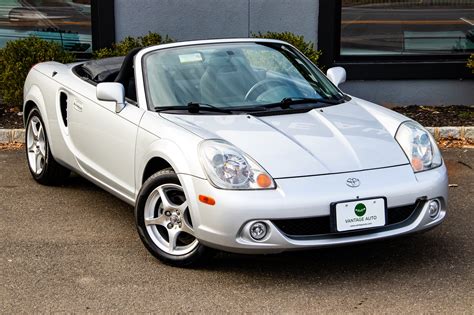 2003 Toyota Mr2 photo