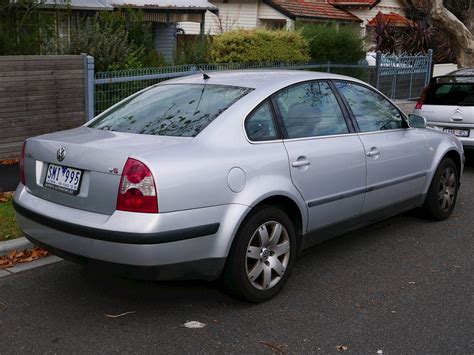 2003 Volkswagen Passat wagon photo