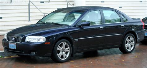 2003 Volvo S80 photo