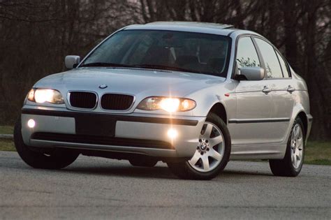 2004 Bmw 325xi photo