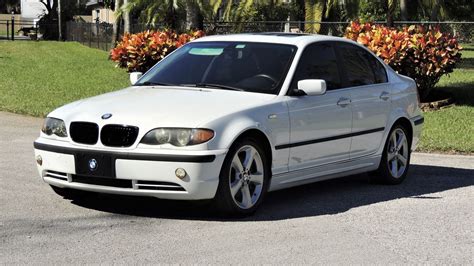 2004 Bmw 330xi photo