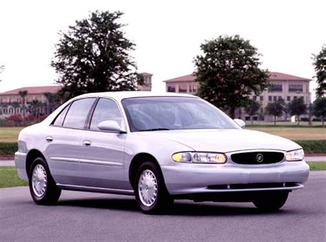 2004 Buick Century photo