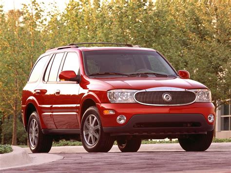 2004 Buick Rainier photo