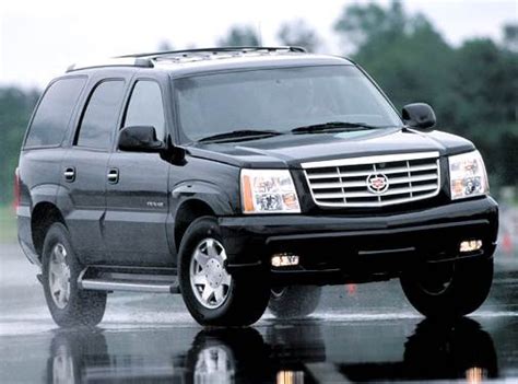 2004 Cadillac Escalade photo