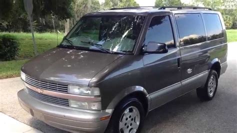 2004 Chevrolet Astro photo