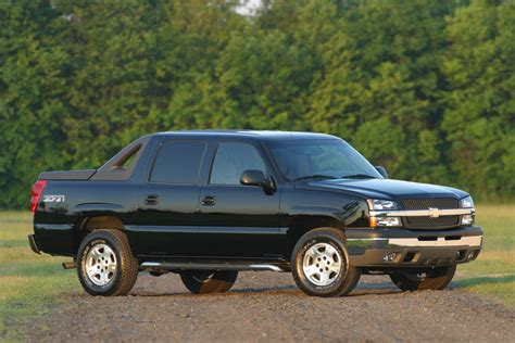 2004 Chevrolet Avalanche photo