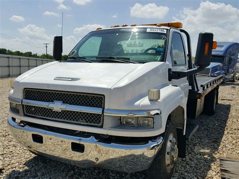 2004 Chevrolet C5500 photo