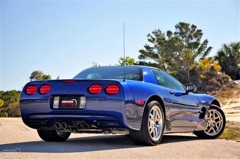 2004 Chevrolet Corvette photo