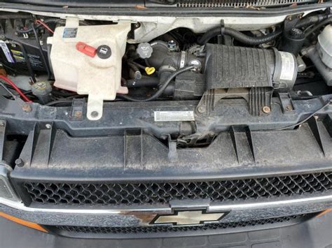 2004 Chevrolet G3500 engine