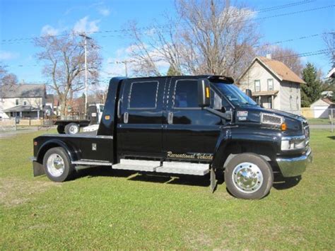 2004 Chevrolet Kodiak engine