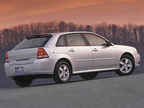 2004 Chevrolet Malibu maxx photo