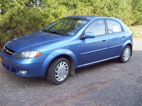 2004 Chevrolet Optra photo