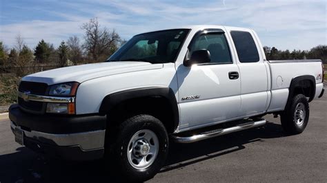 2004 Chevrolet Silverado 2500 hd engine