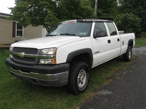 2004 Chevrolet Silverado 2500 engine