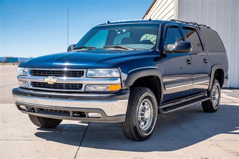 2004 Chevrolet Suburban 2500 engine