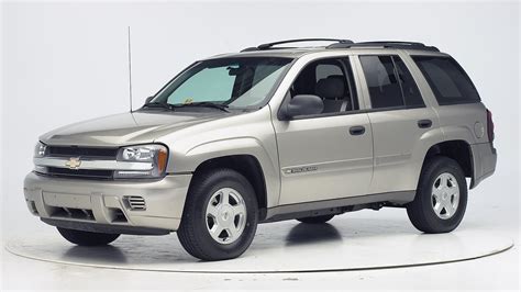 2004 Chevrolet Trailblazer photo