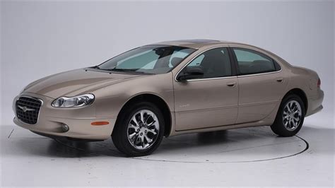 2004 Chrysler Concorde - lhs photo