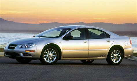 2004 Chrysler Lhs photo