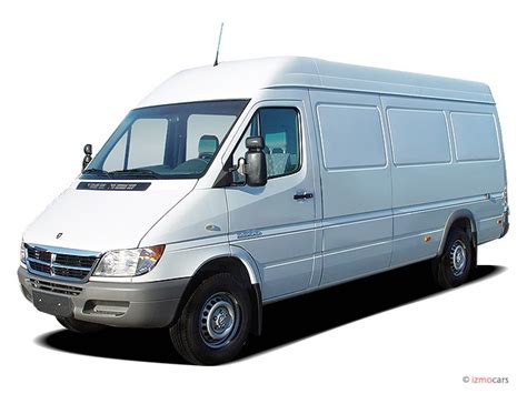 2004 Dodge Sprinter 2500 photo