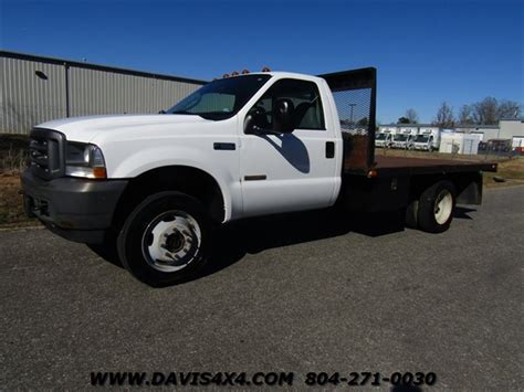 2004 Ford E-550 photo