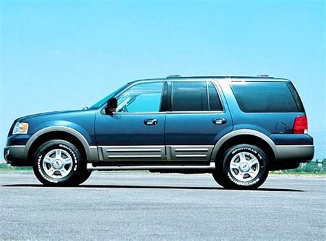 2004 Ford Expedition photo