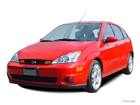 2004 Ford Focus photo