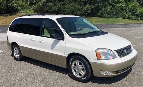 2004 Ford Freestar photo