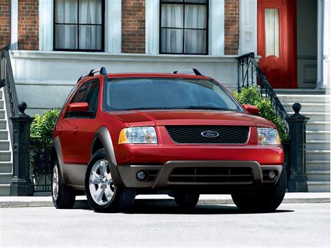 2004 Ford Freestyle photo