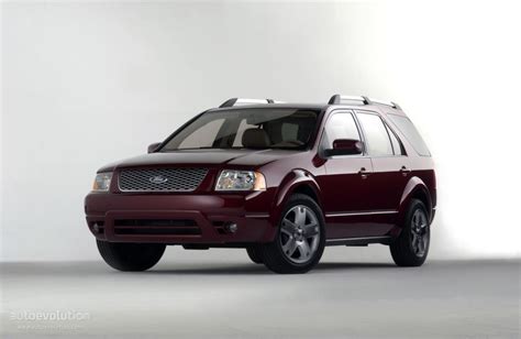 2004 Ford Freestyle photo