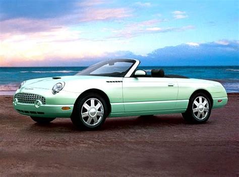 2004 Ford Thunderbird photo