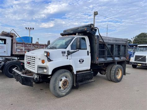 2004 Gmc C7500 photo