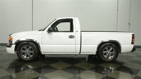 2004 Gmc Sierra 1500 hd photo