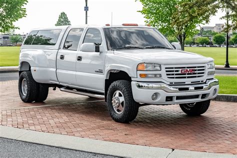 2004 Gmc Sierra 3500 engine