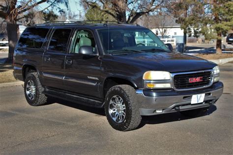 2004 Gmc Yukon xl 2500 photo