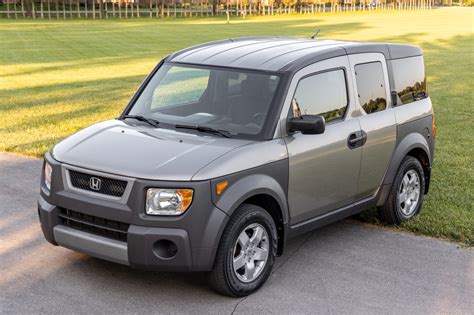 2004 Honda Element