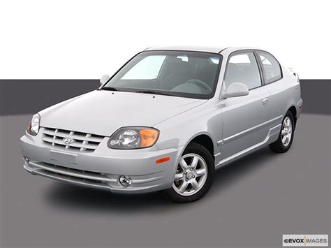 2004 Hyundai Accent photo