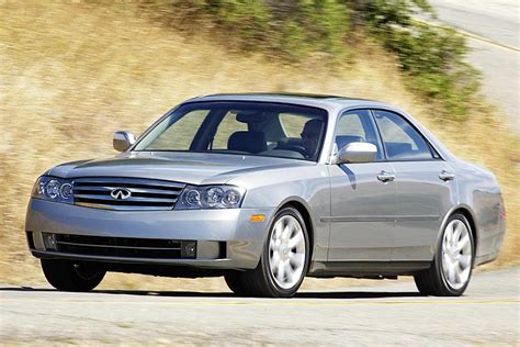 2004 Infiniti M45 photo