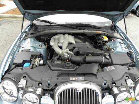 2004 Jaguar S-type engine