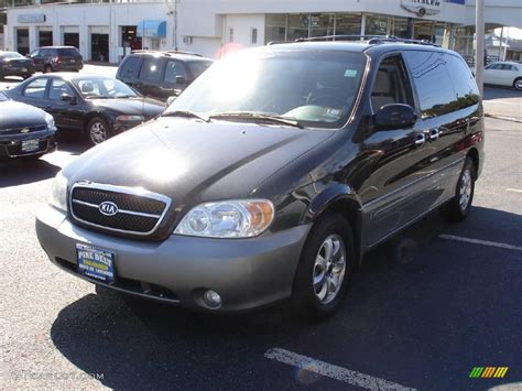 2004 Kia Sedona ex