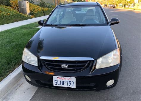 2004 Kia Spectra